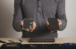 Phone Repair Near Me Surrey BC – 24/7 Same Day Phone & Laptop Repair | FraserFixit